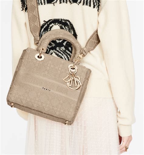 lady dior d lite bag